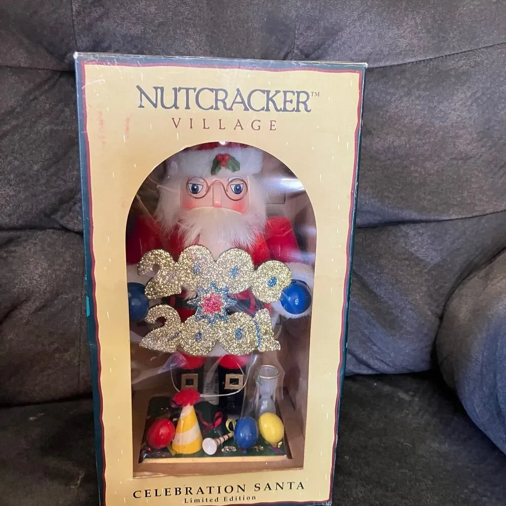 Vtg Christmas Nutcracker Celebration Santa Village Old World 2000 2001 Ltd Edit